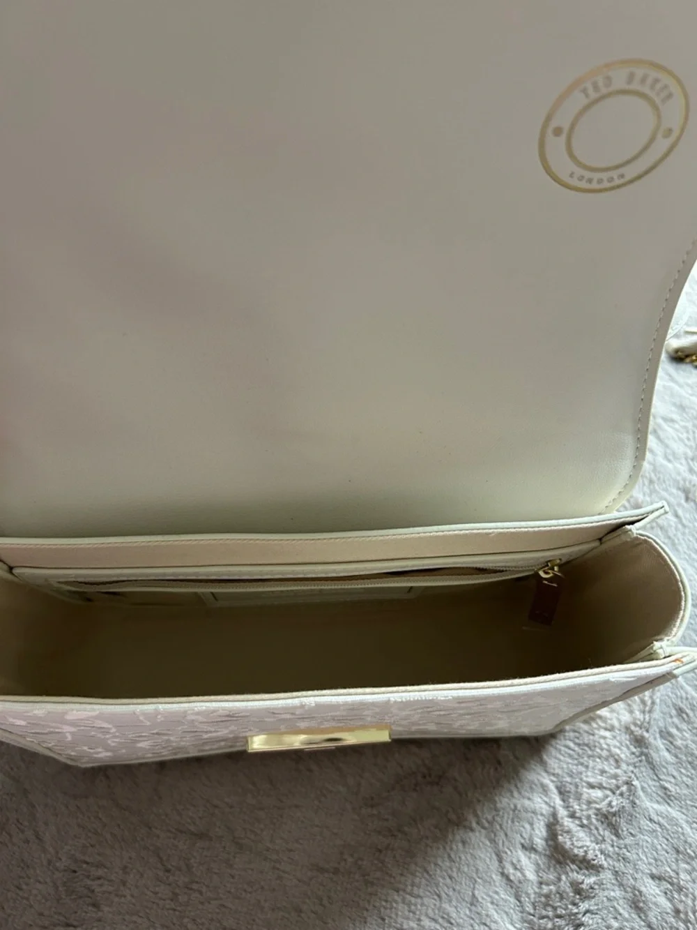 Ted Baker Cream Floral Embroidered Crossbody with Gold Hardware - Picture 4 of 4